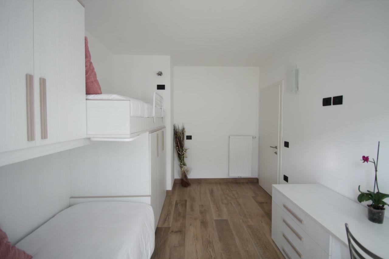 Ferienwohnung Casa Ai Stabli Mezzana  Exterior foto