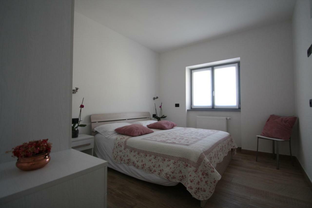 Ferienwohnung Casa Ai Stabli Mezzana  Exterior foto