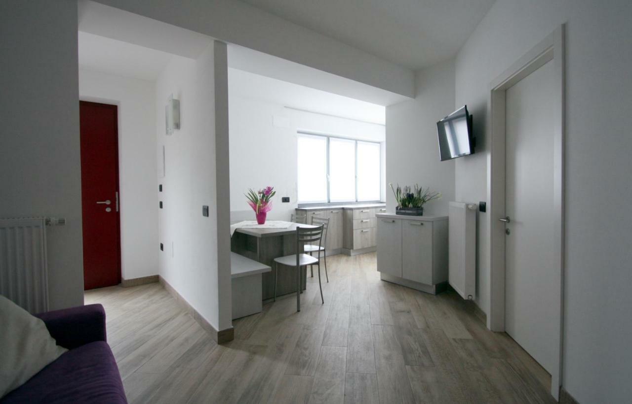 Ferienwohnung Casa Ai Stabli Mezzana  Exterior foto